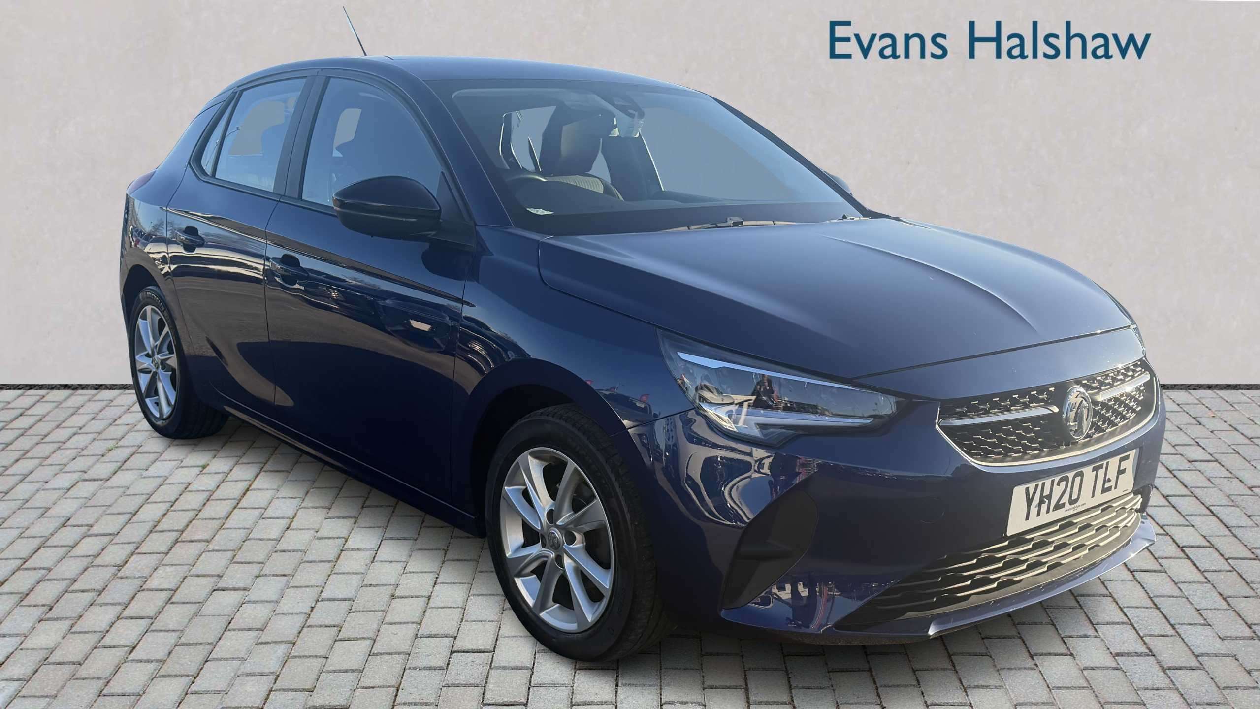 Main listing image - Vauxhall Corsa
