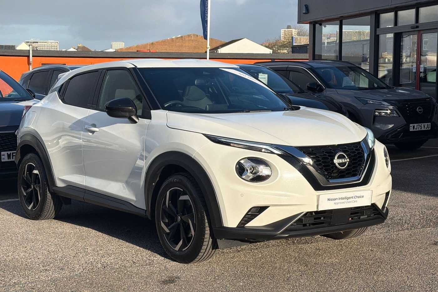 Main listing image - Nissan Juke