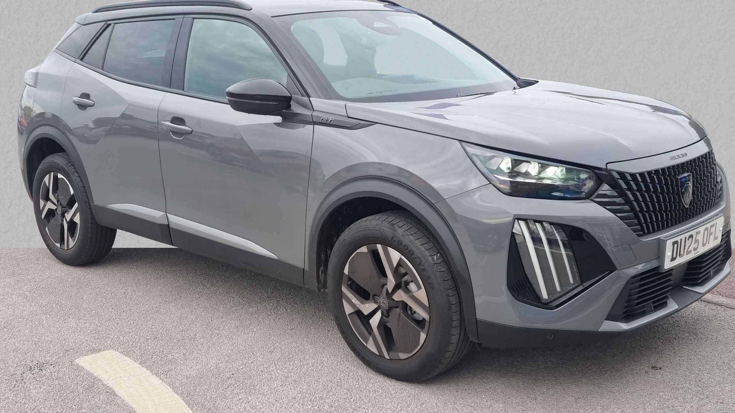 Main listing image - Peugeot 2008