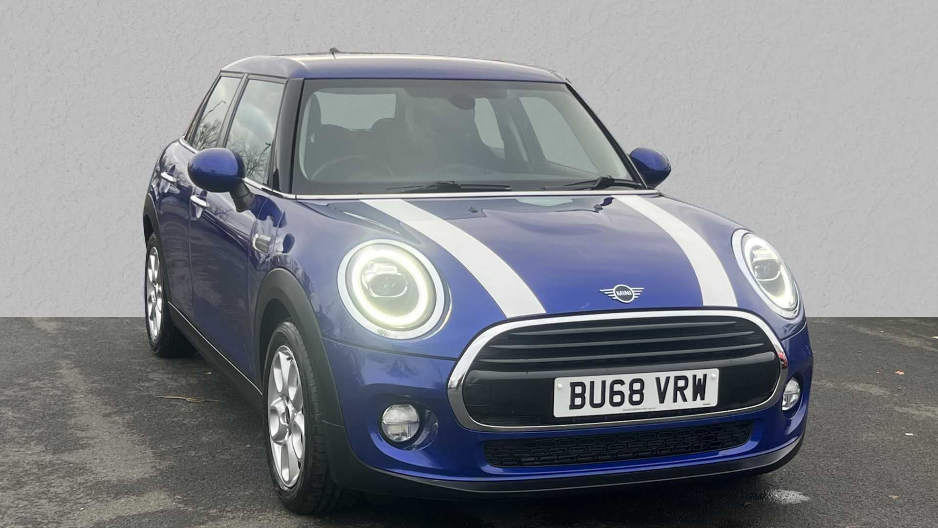 Main listing image - MINI Hatchback 5dr