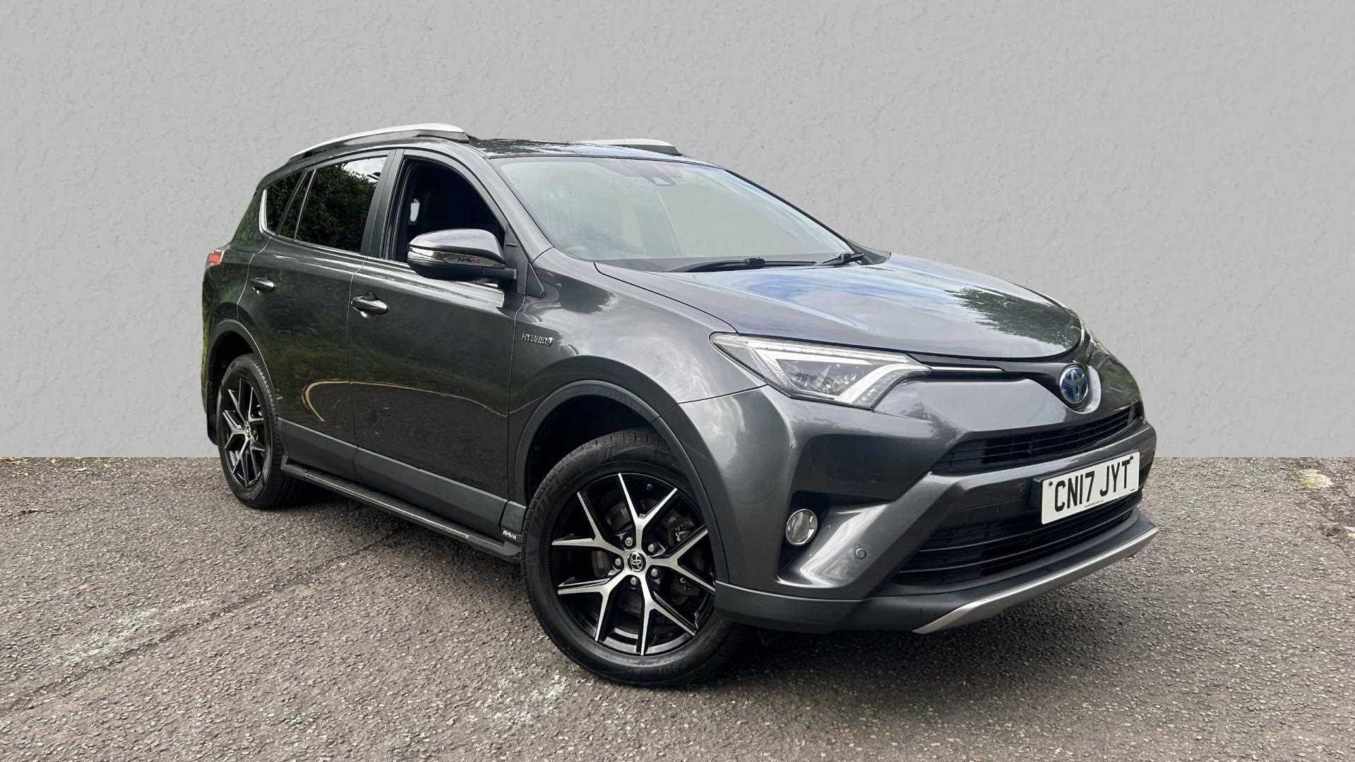 Main listing image - Toyota RAV4