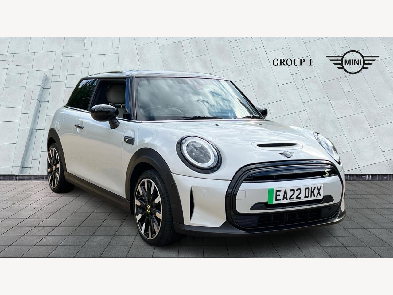 Main listing image - MINI Hatchback