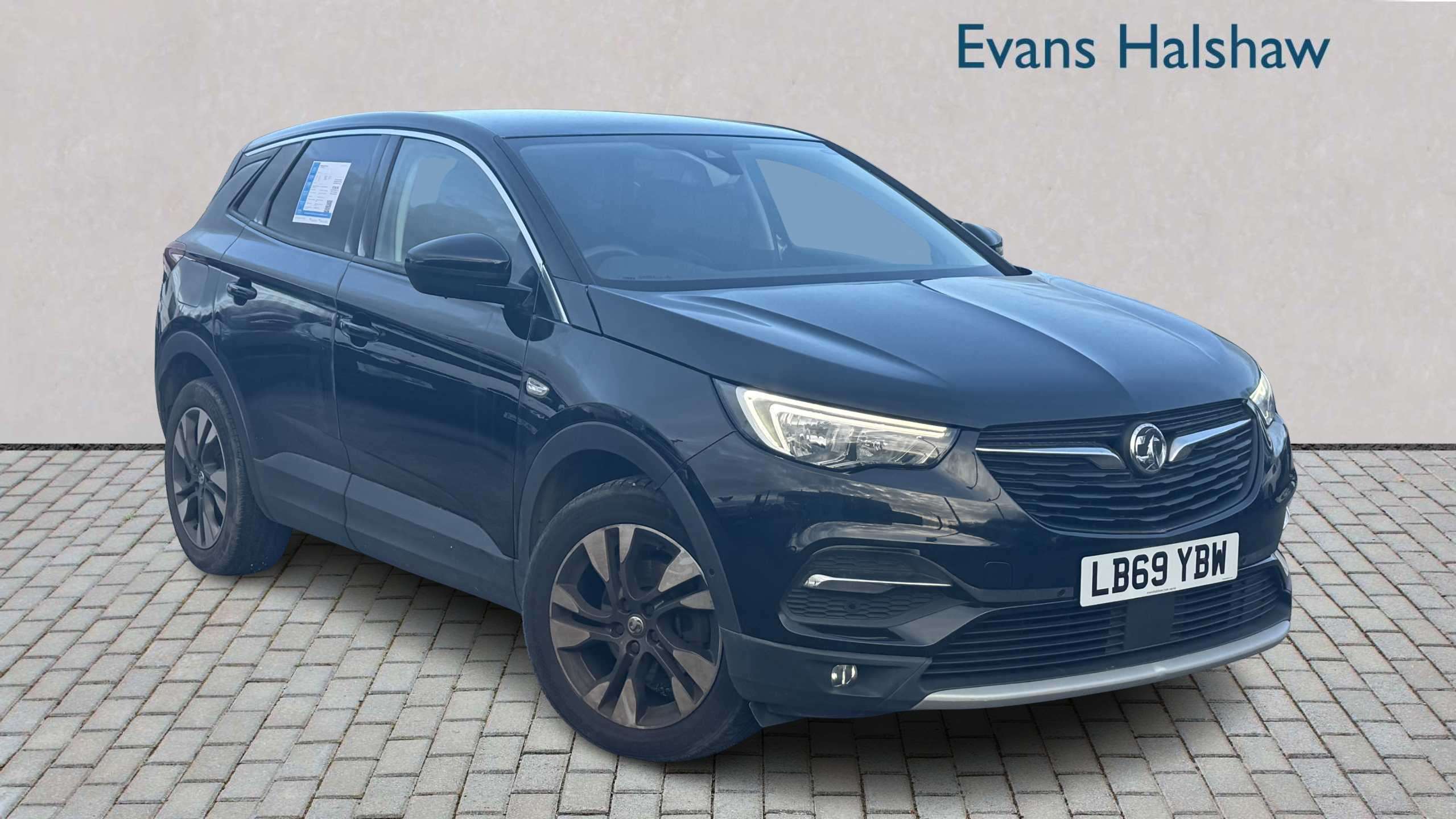 Main listing image - Vauxhall Grandland X