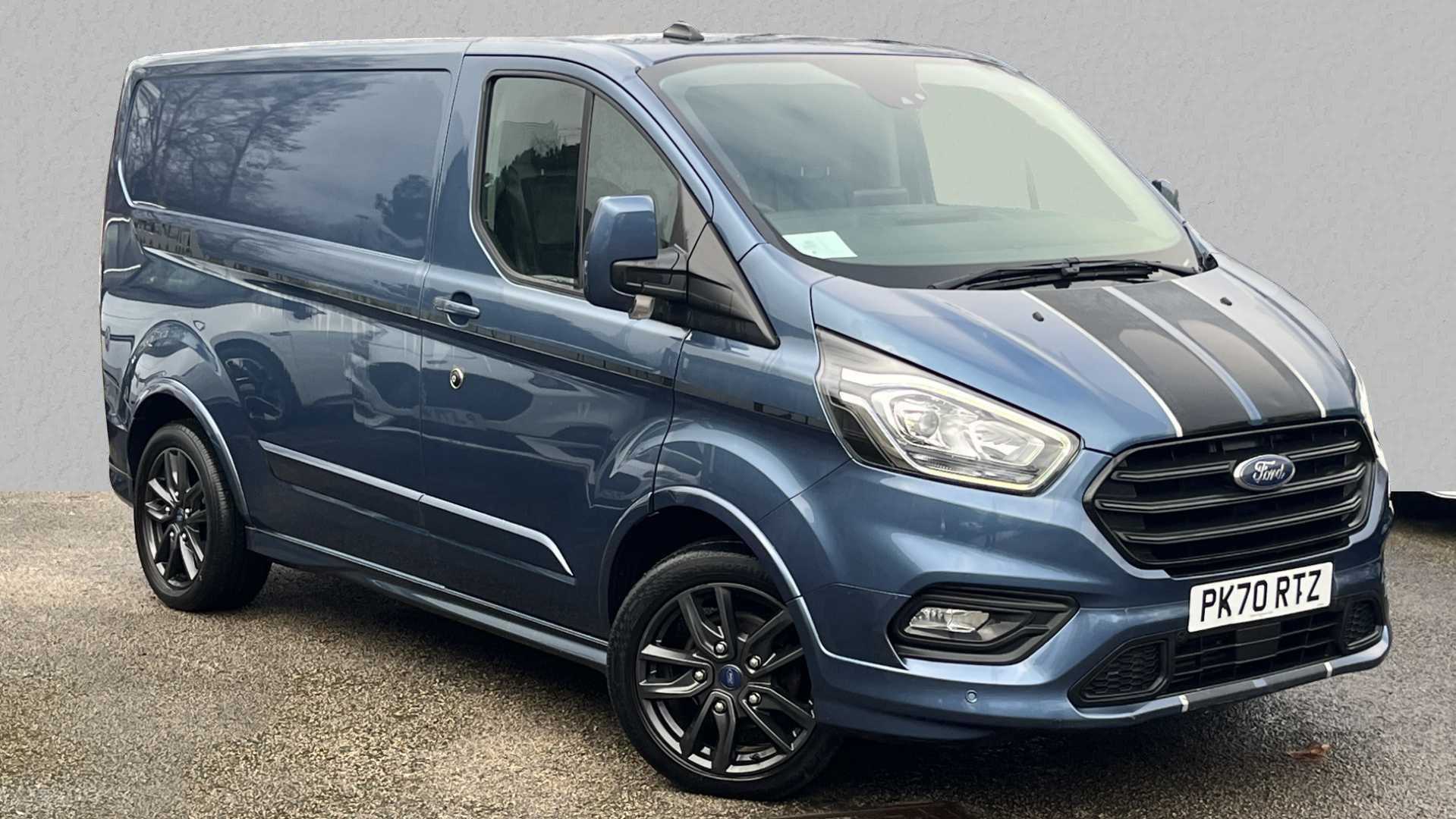 Main listing image - Ford Transit Custom