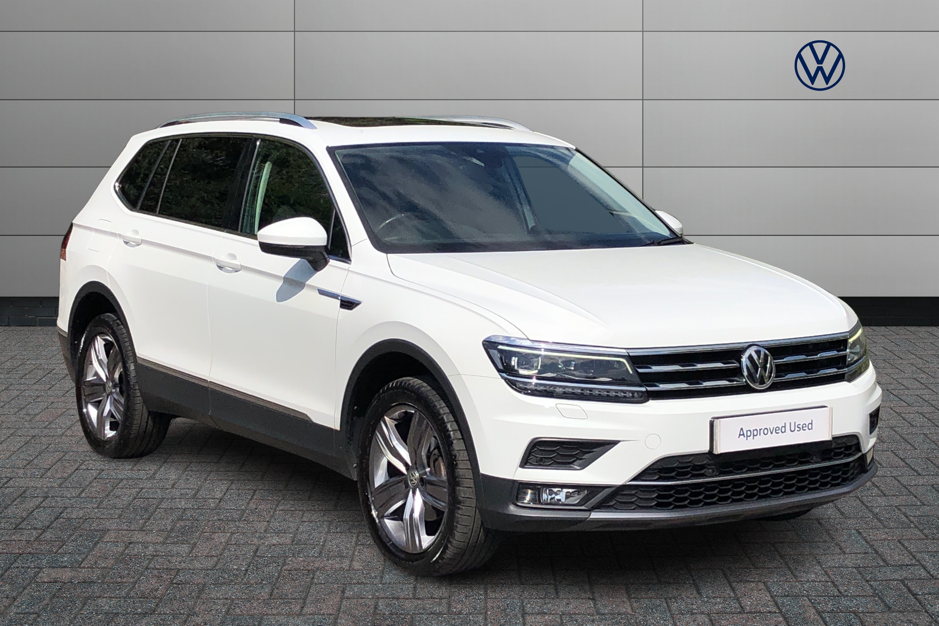 Main listing image - Volkswagen Tiguan Allspace