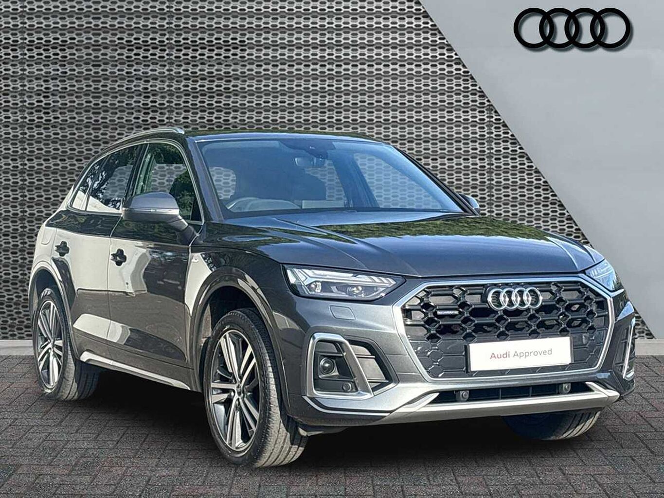 Main listing image - Audi Q5