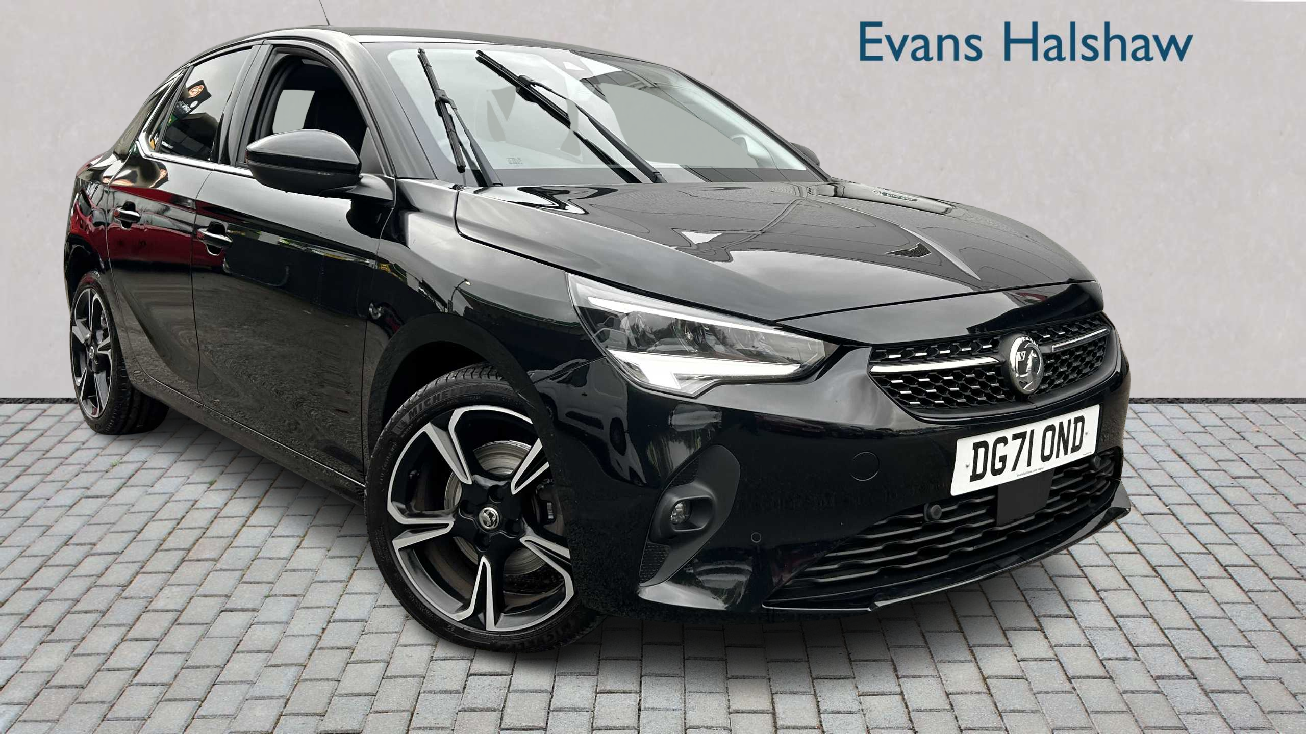 Main listing image - Vauxhall Corsa