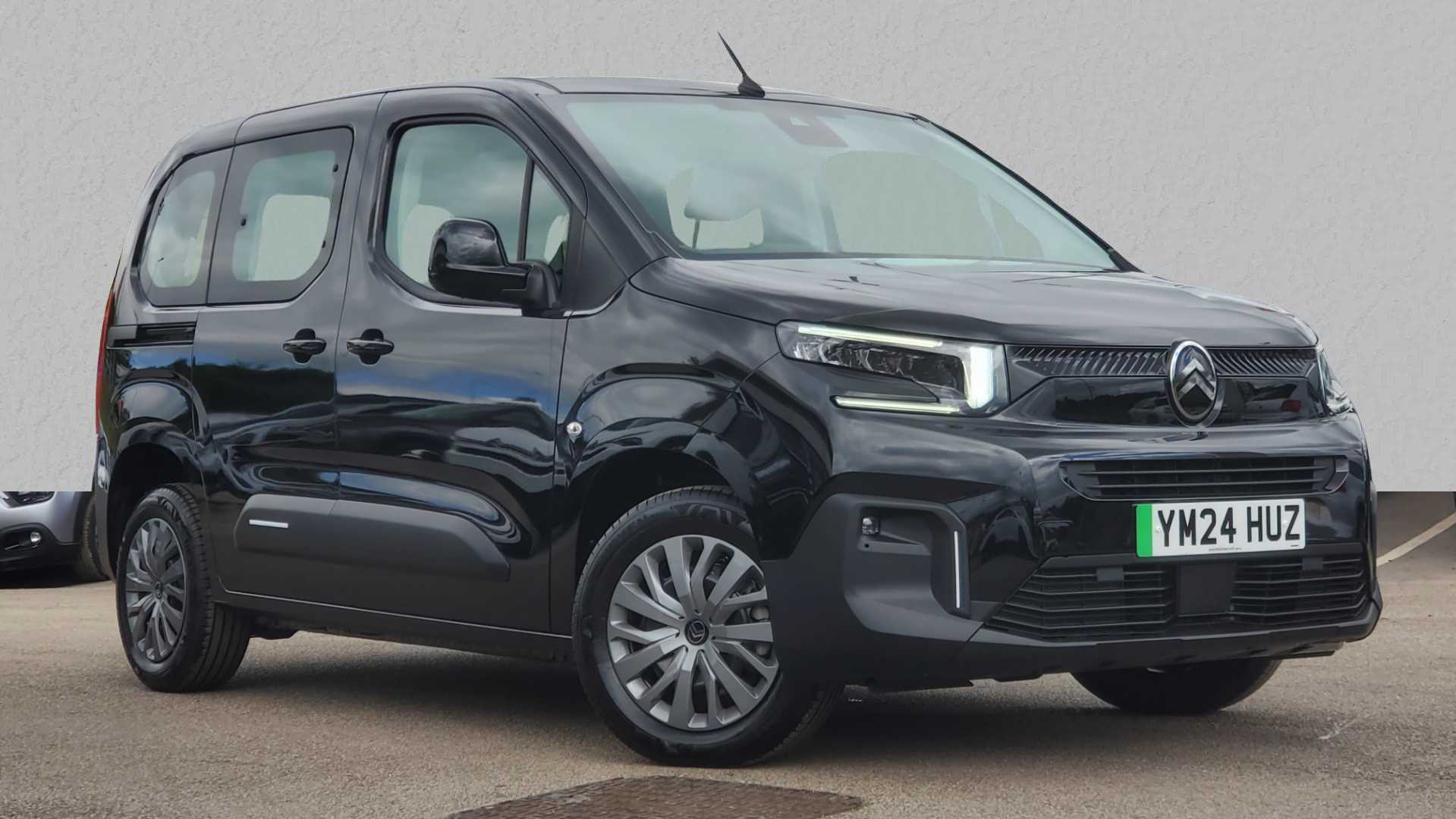 Main listing image - Citroen e-Berlingo