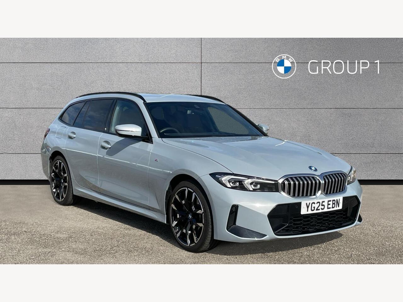 Main listing image - BMW 3 Series Touring