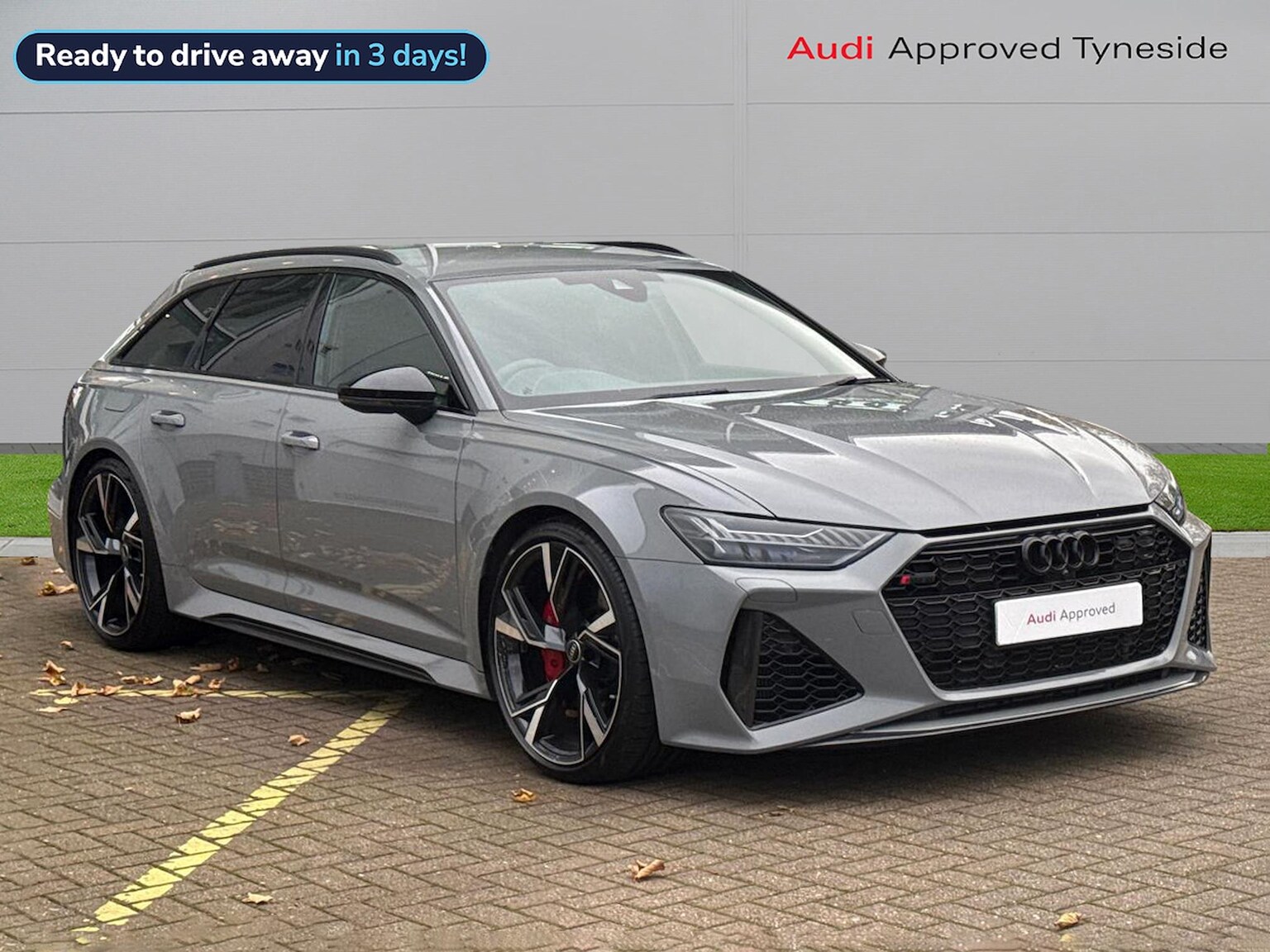 Main listing image - Audi RS6