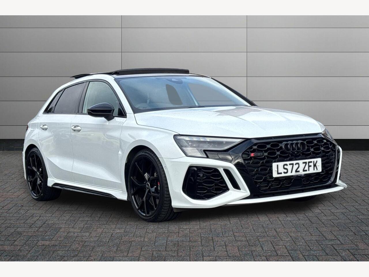 Main listing image - Audi RS3