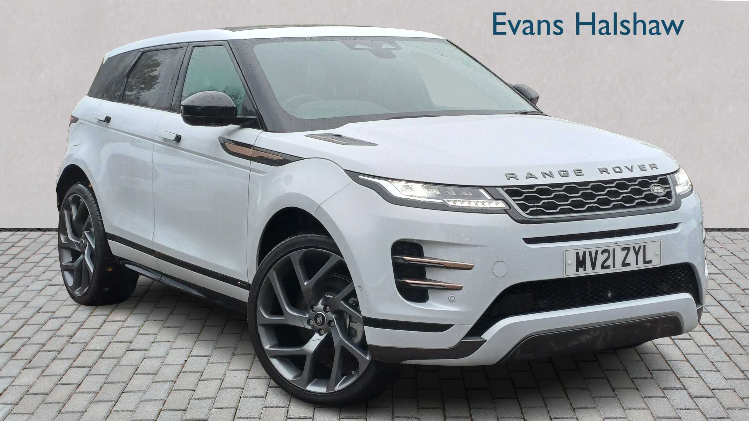Main listing image - Land Rover Range Rover Evoque