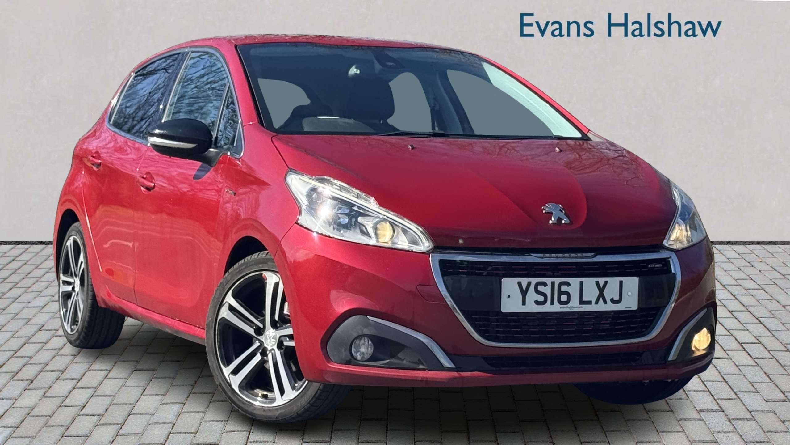 Main listing image - Peugeot 208
