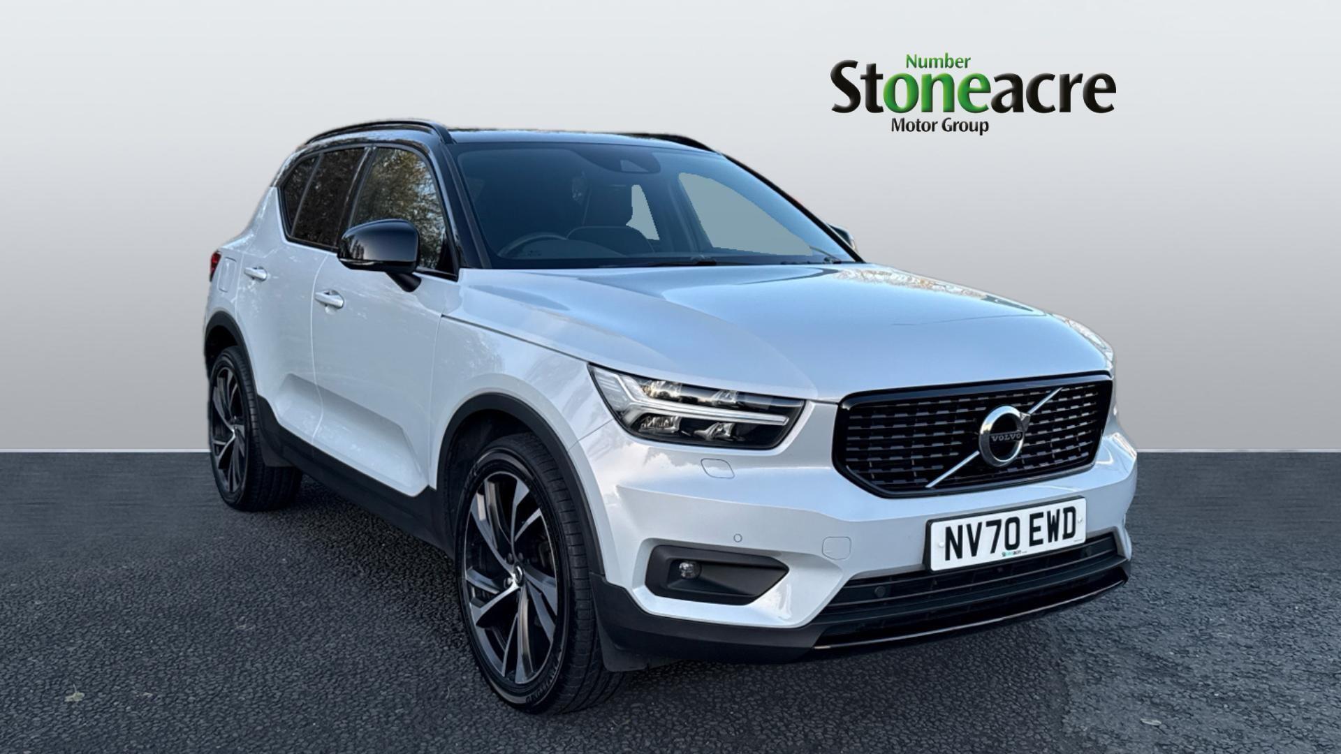 Main listing image - Volvo XC40