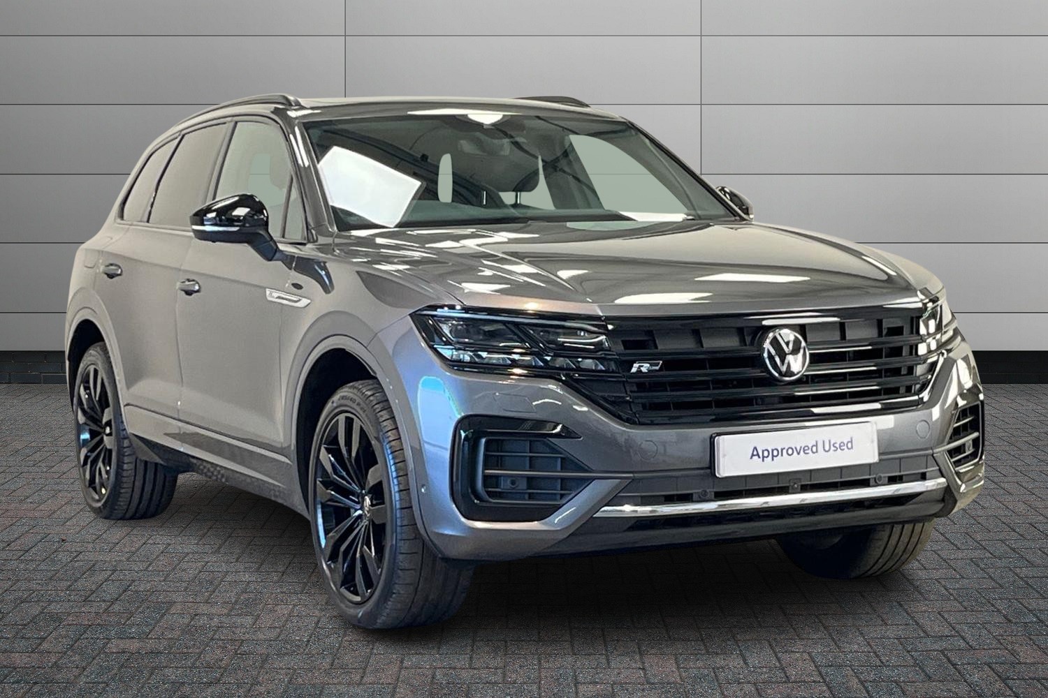 Main listing image - Volkswagen Touareg