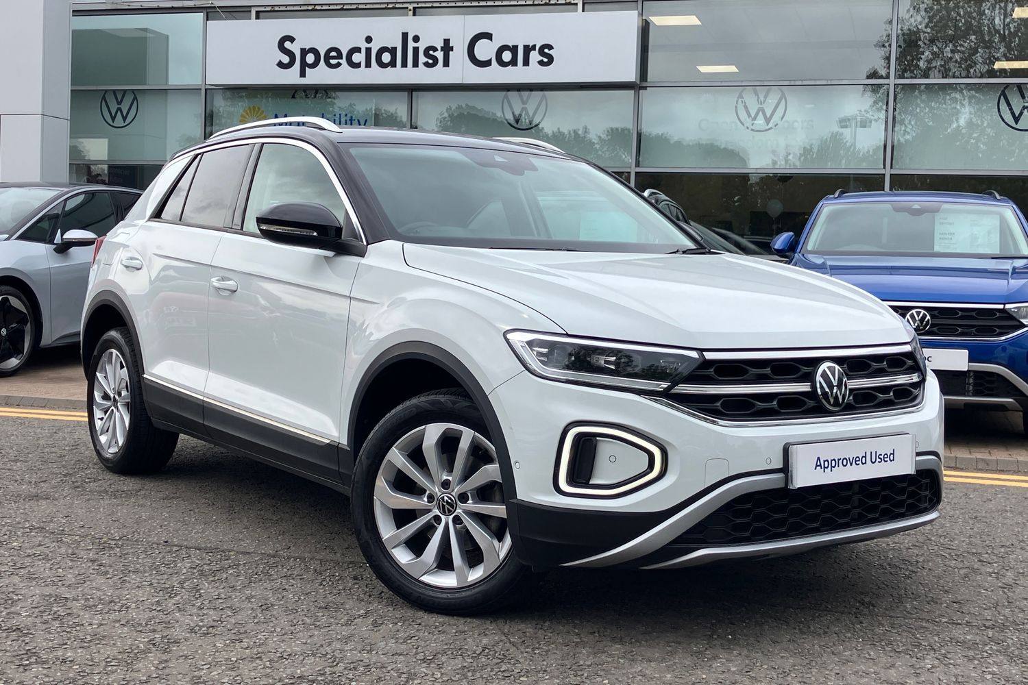 Main listing image - Volkswagen T-Roc
