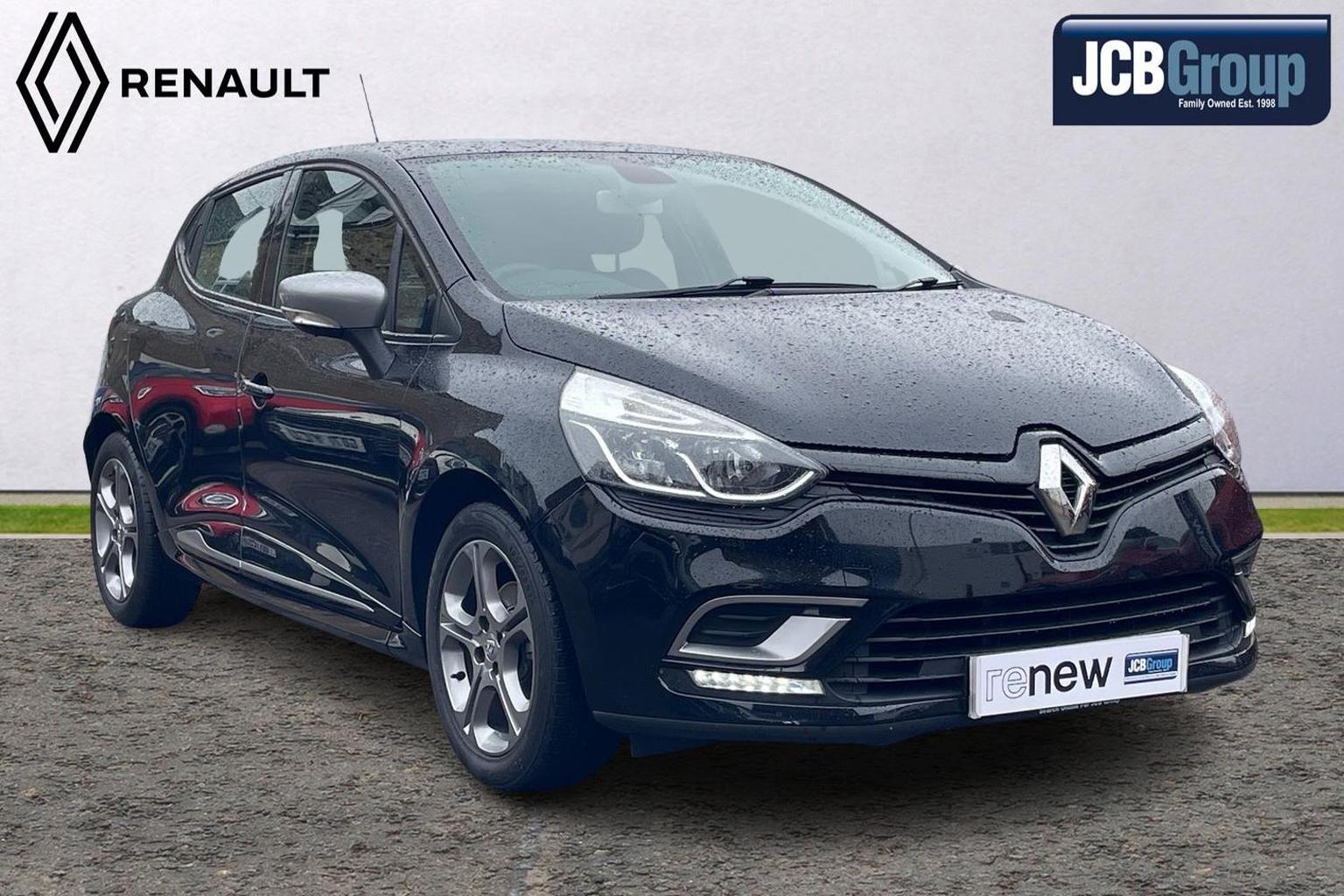 Main listing image - Renault Clio