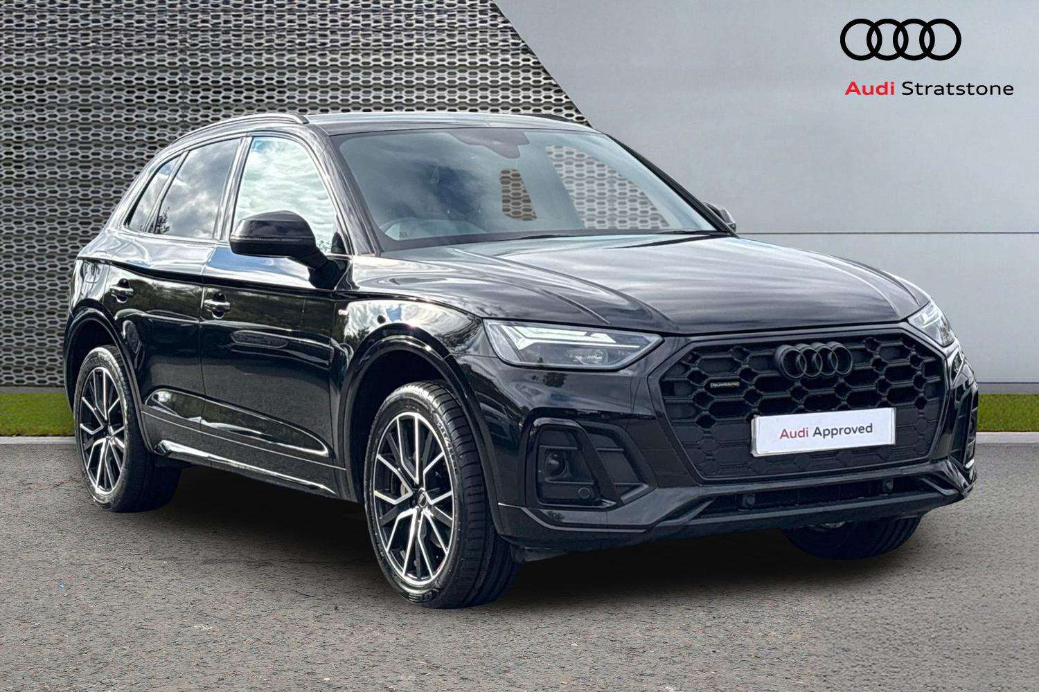 Main listing image - Audi Q5