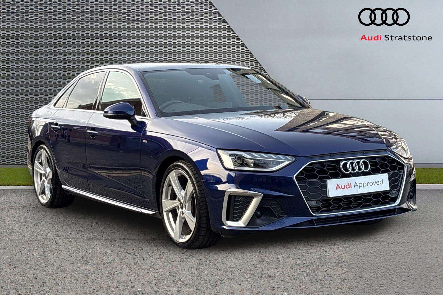 Main listing image - Audi A4