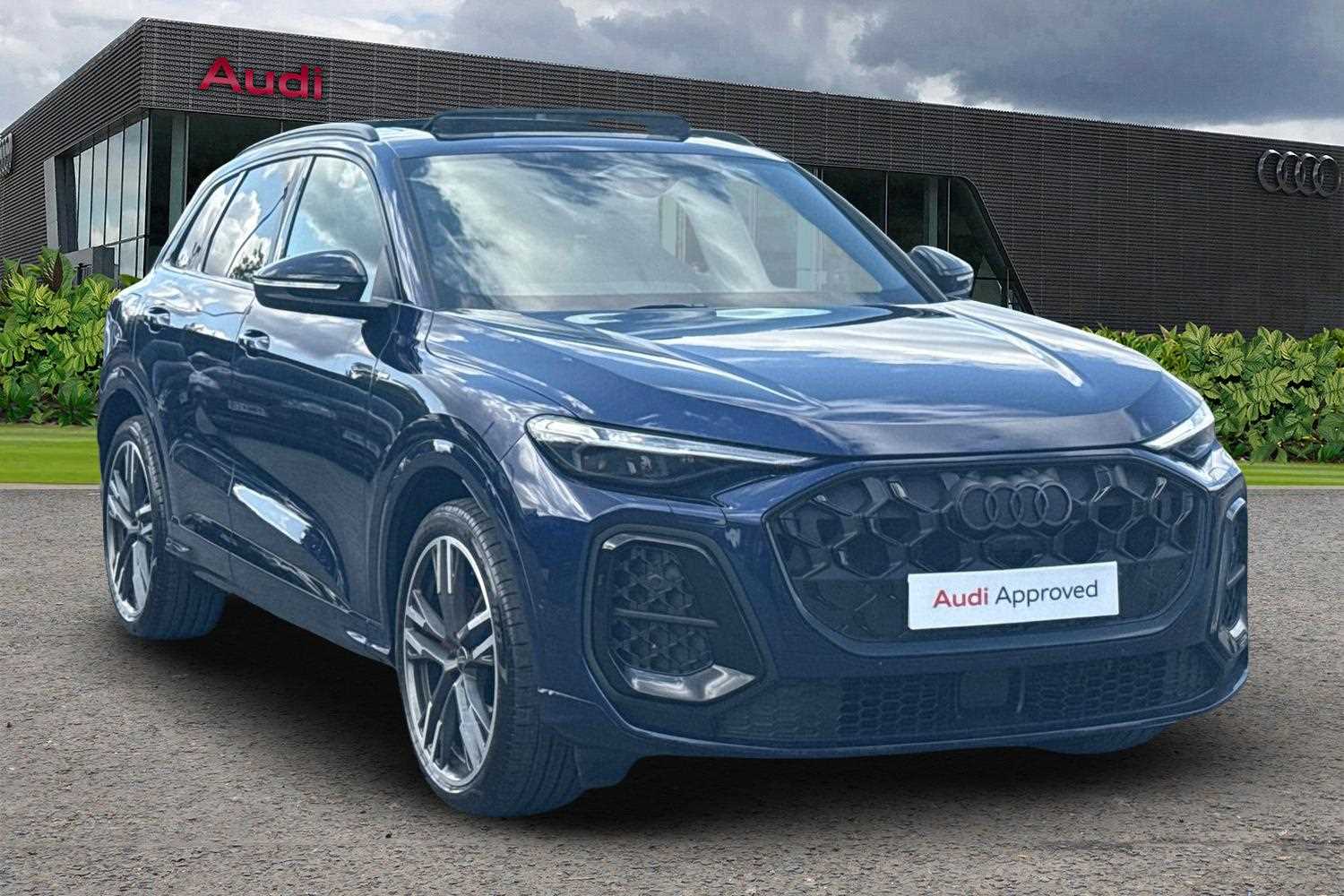 Main listing image - Audi Q5