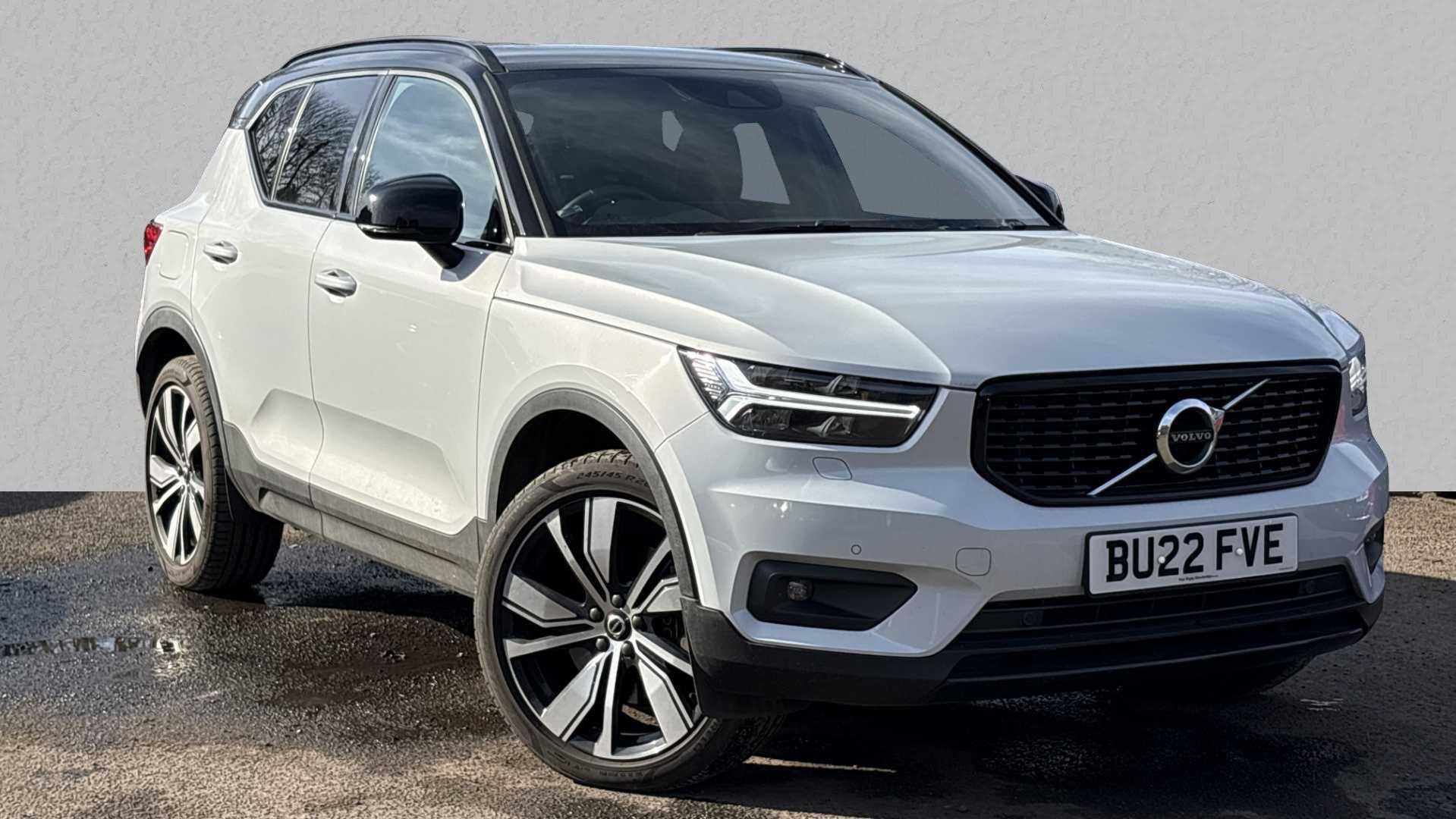 Main listing image - Volvo XC40 Recharge