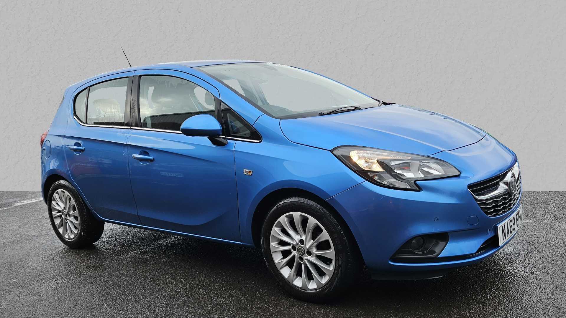 Main listing image - Vauxhall Corsa