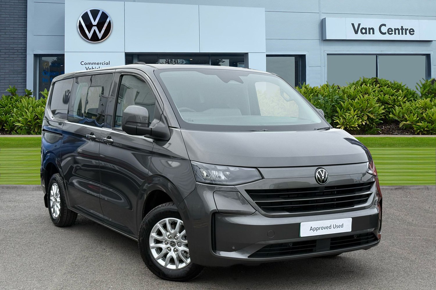 Main listing image - Volkswagen Transporter