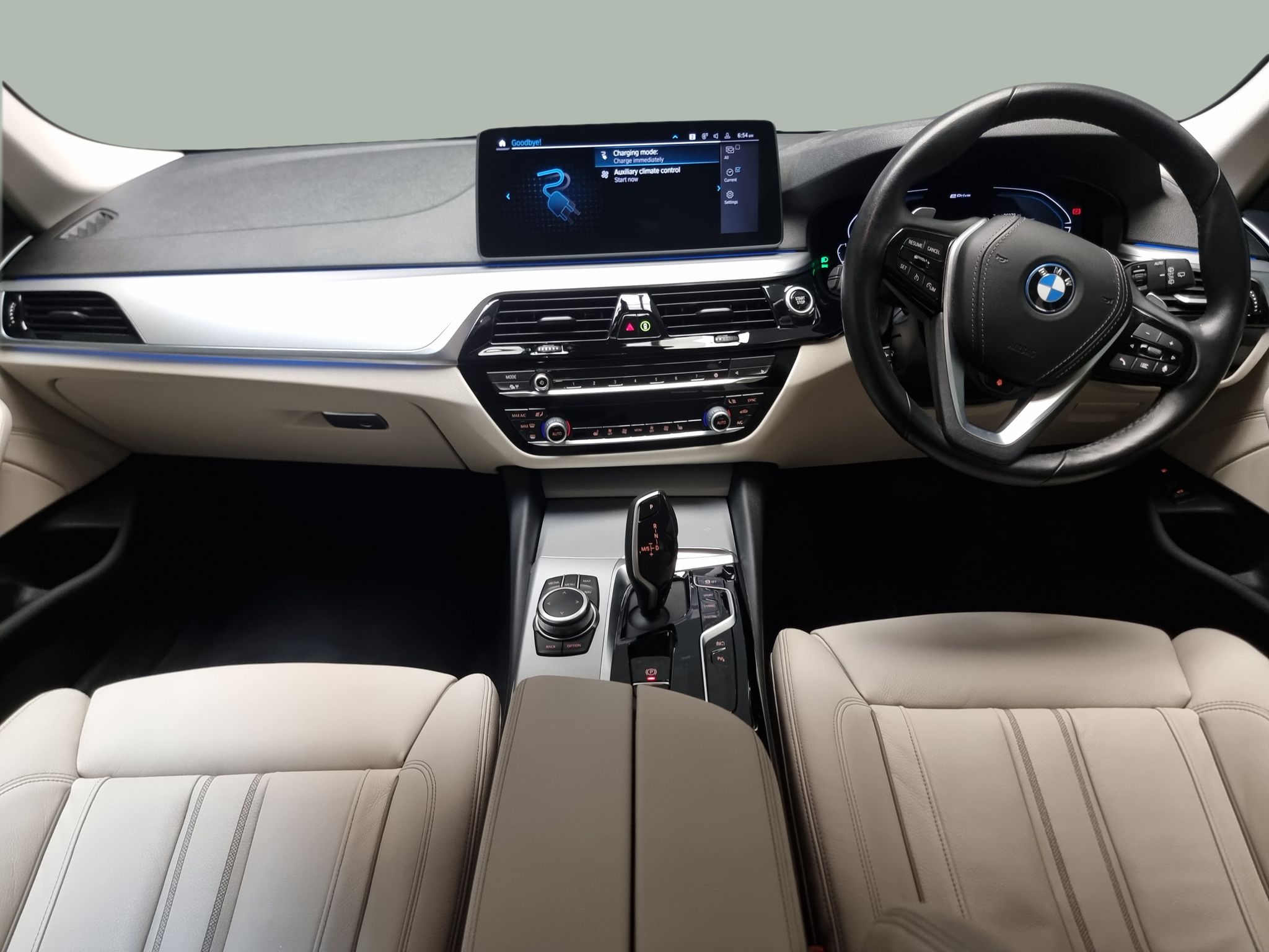 Main listing image - BMW 5 Series Touring