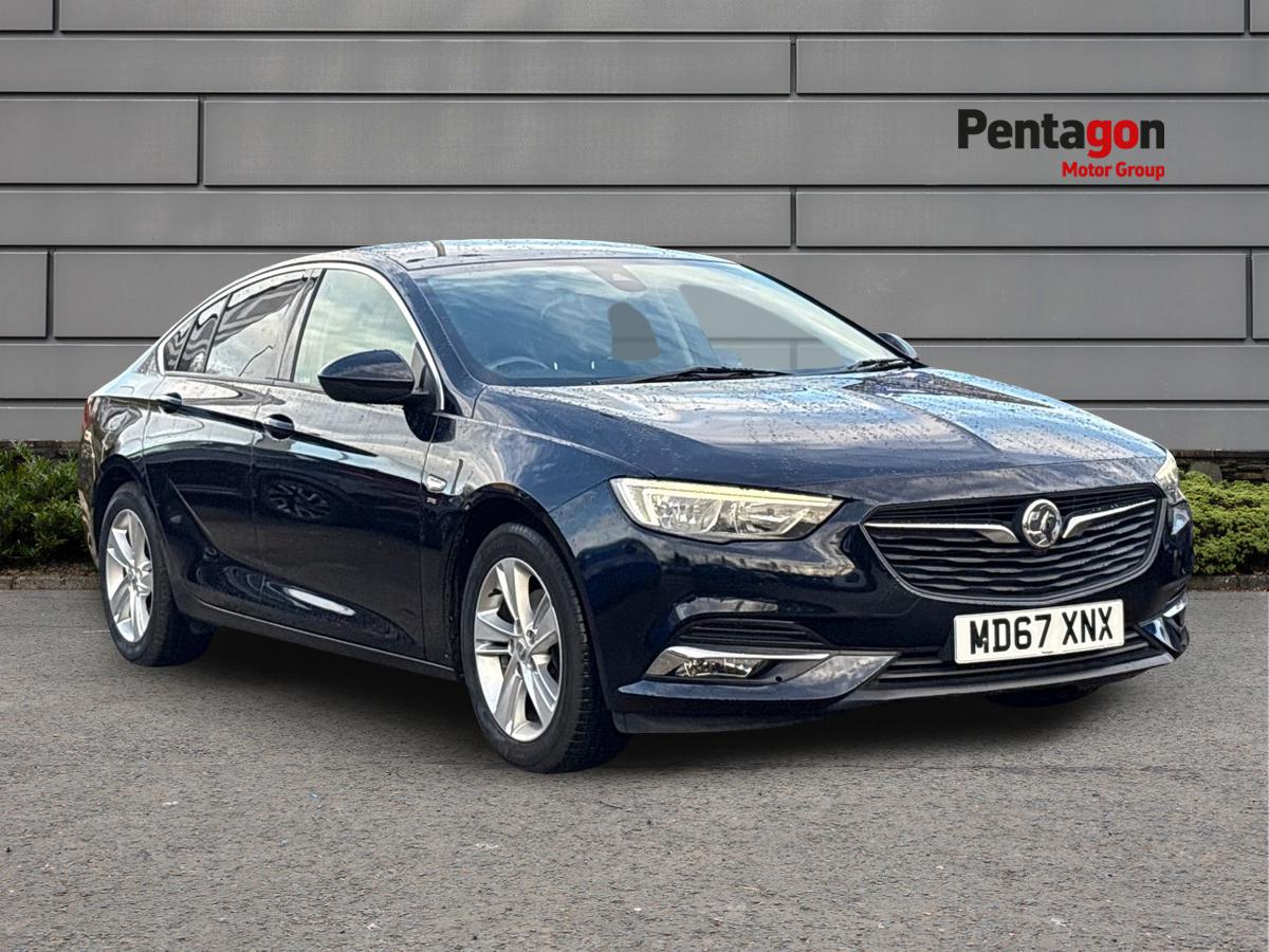 Main listing image - Vauxhall Insignia
