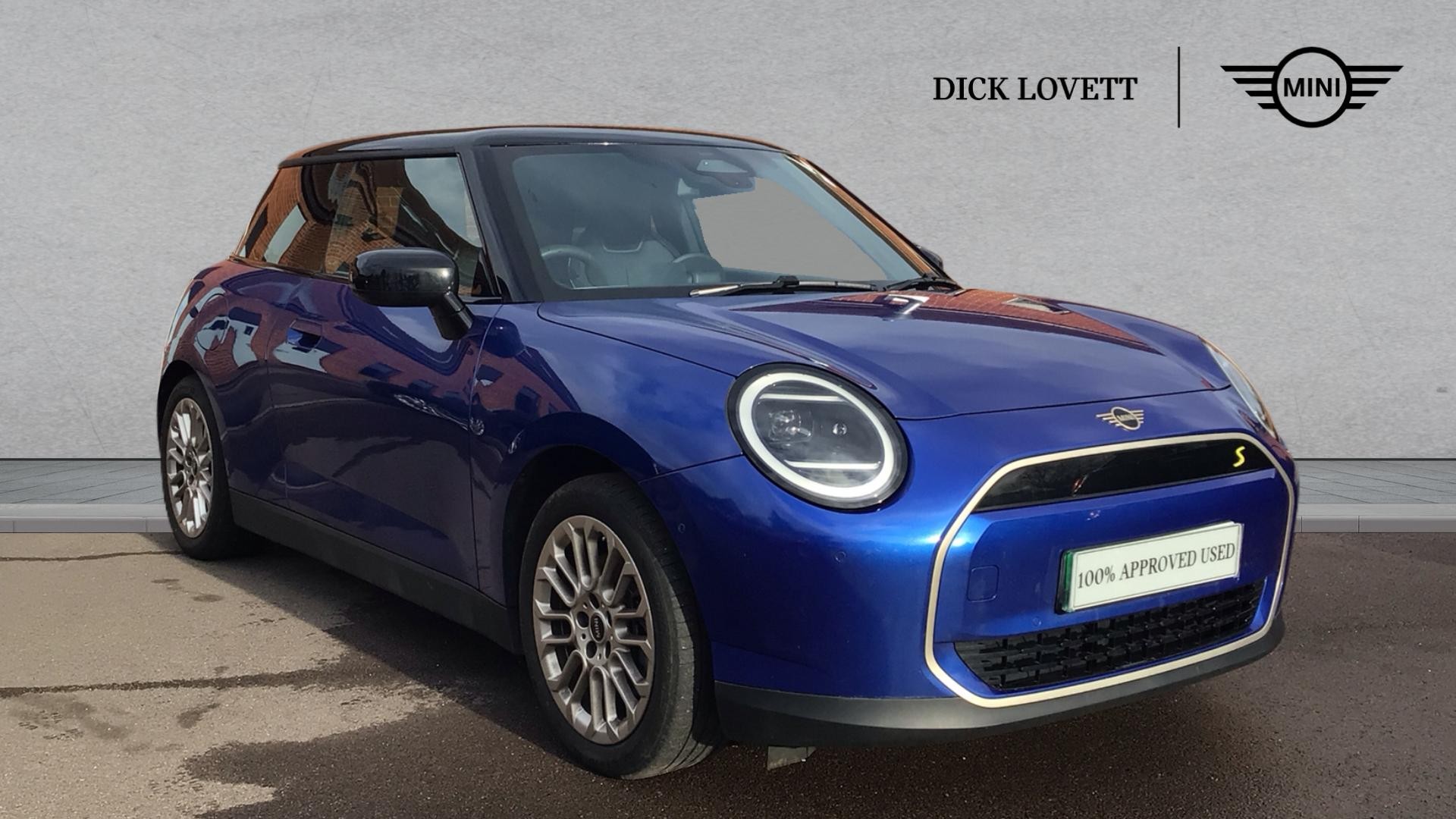 Main listing image - MINI Electric