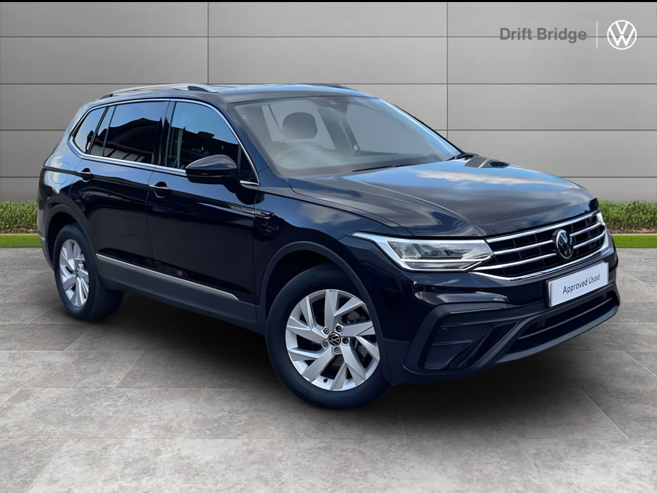 Main listing image - Volkswagen Tiguan Allspace