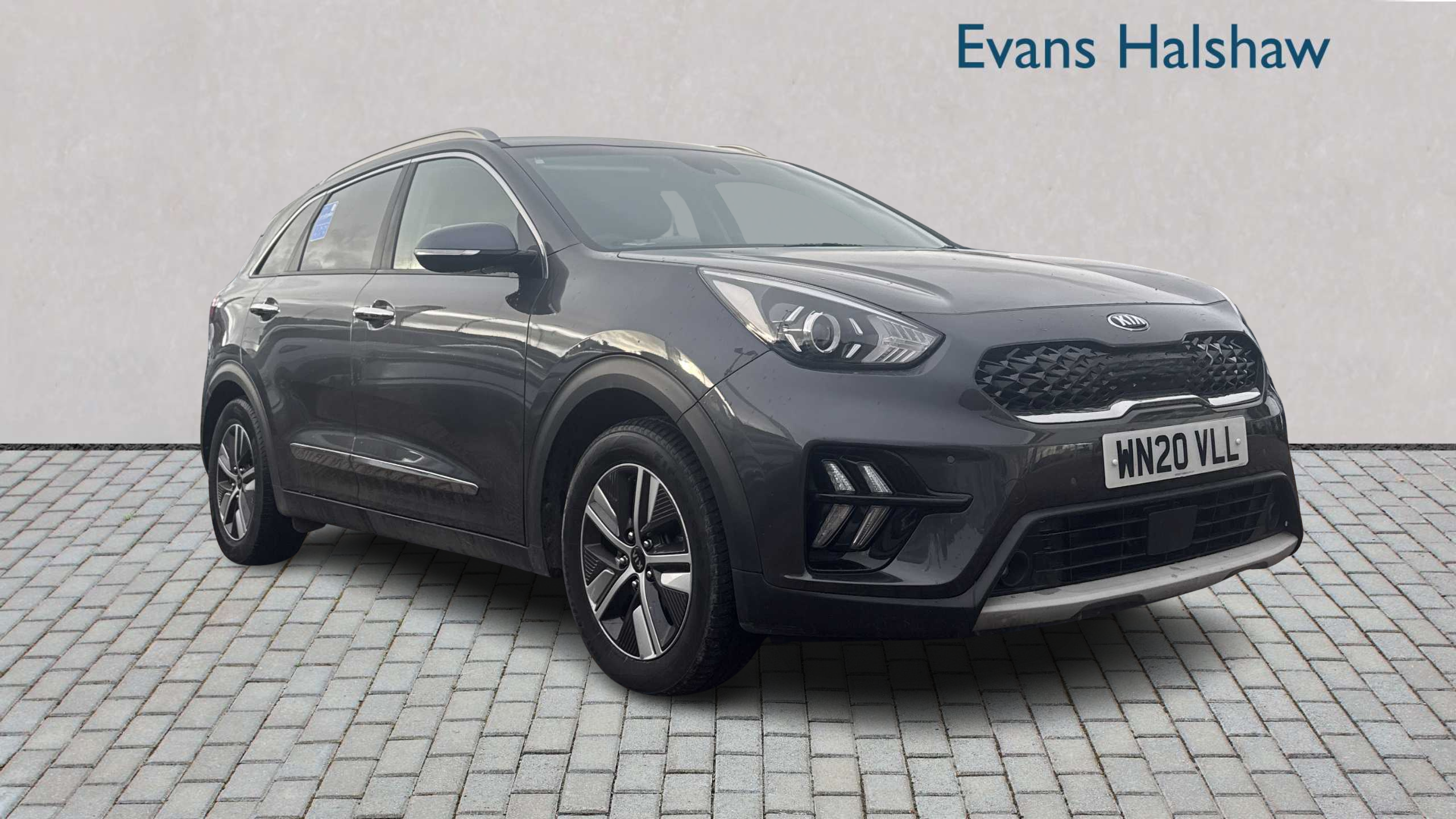 Main listing image - Kia Niro