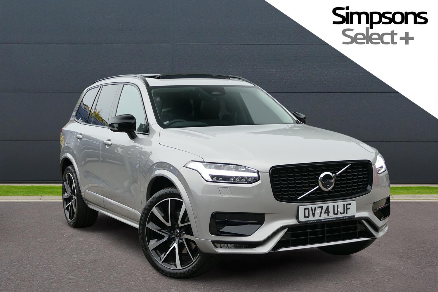 Main listing image - Volvo XC90