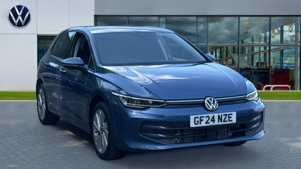 Main listing image - Volkswagen Golf