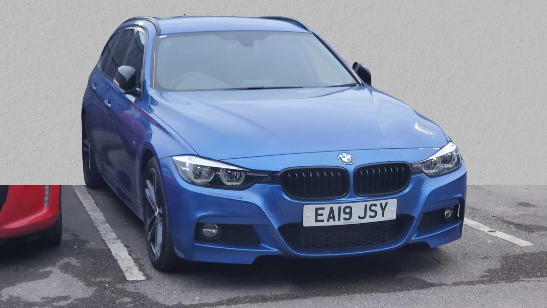 Main listing image - BMW 3 Series Touring