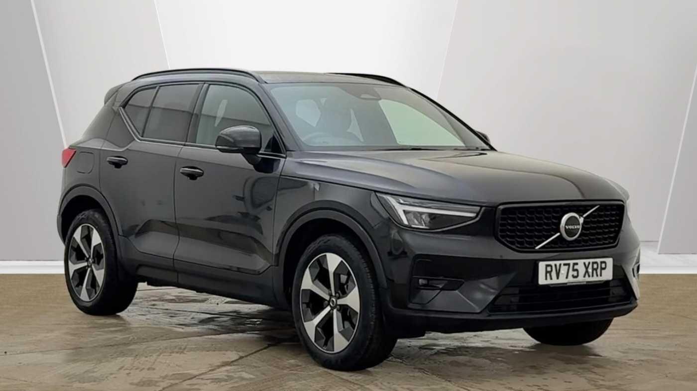 Main listing image - Volvo XC40