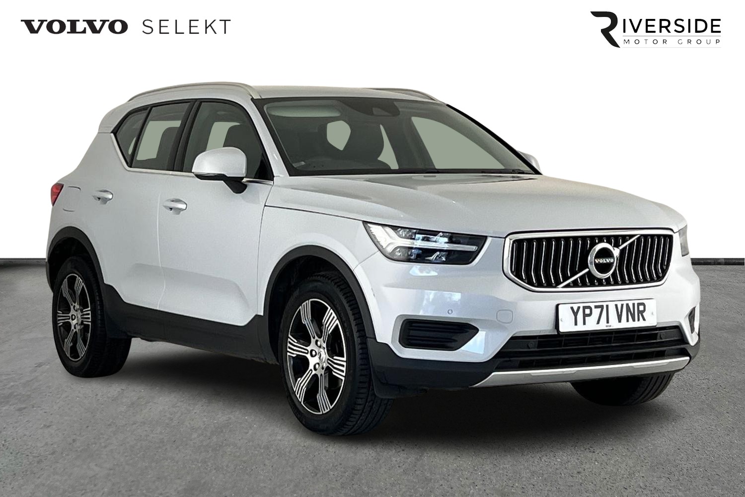 Main listing image - Volvo XC40