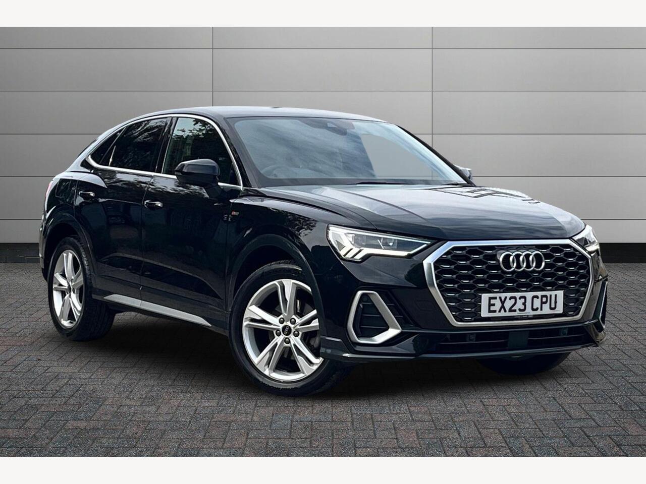 Main listing image - Audi Q3