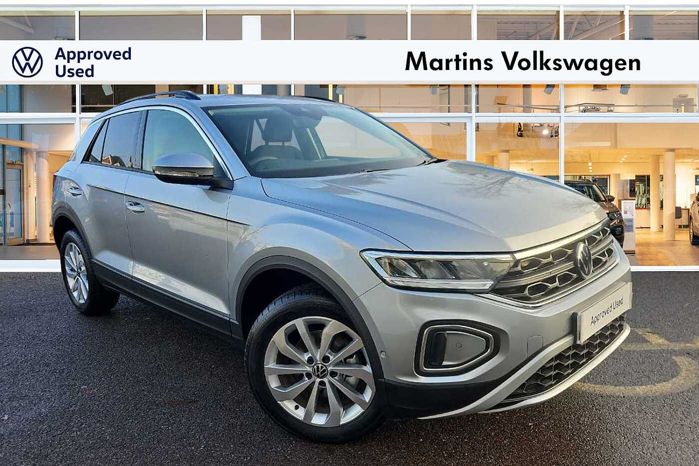 Main listing image - Volkswagen T-Roc