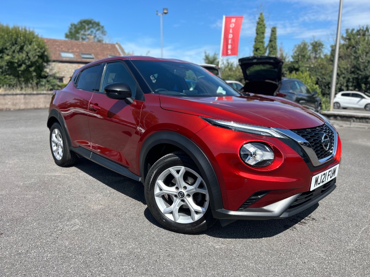 Main listing image - Nissan Juke