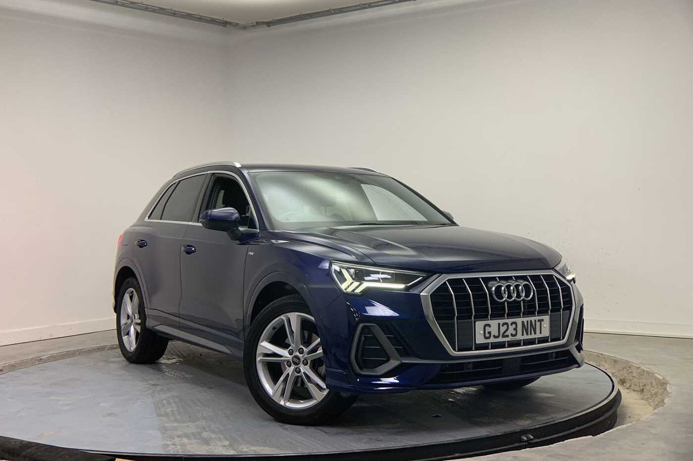 Main listing image - Audi Q3