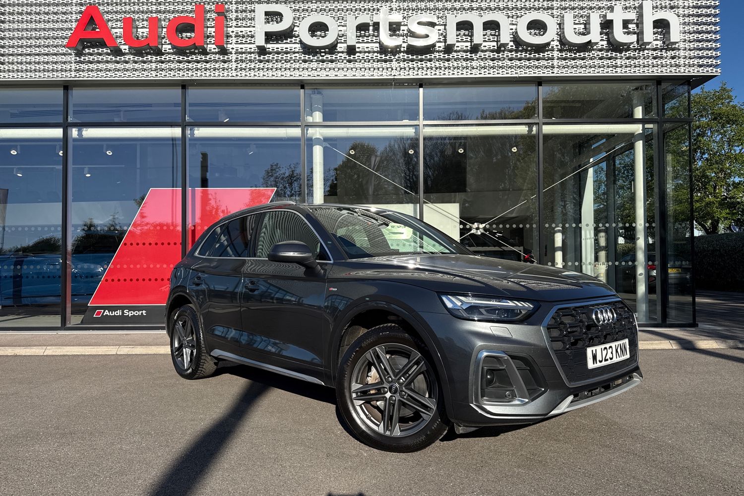 Main listing image - Audi Q5