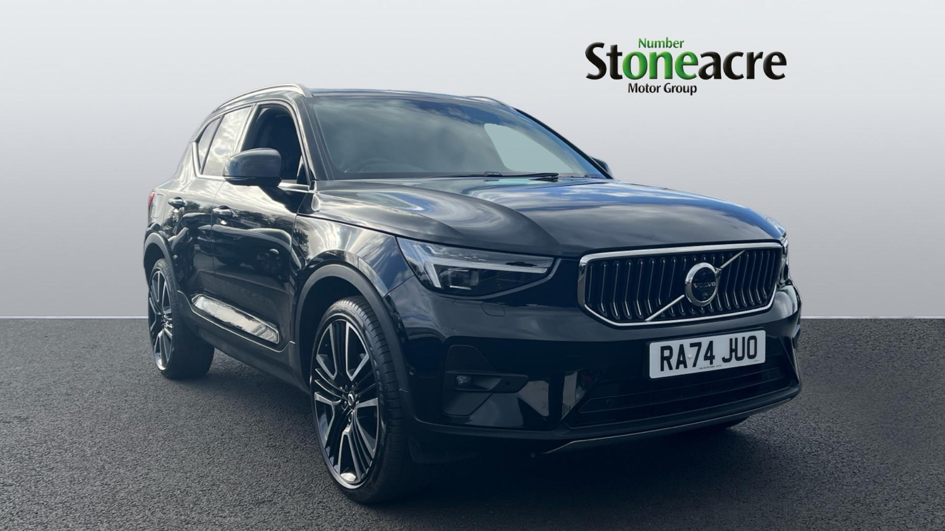 Main listing image - Volvo XC40