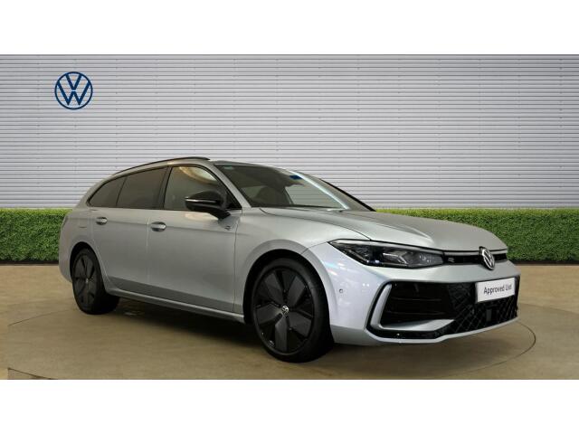 Main listing image - Volkswagen Passat