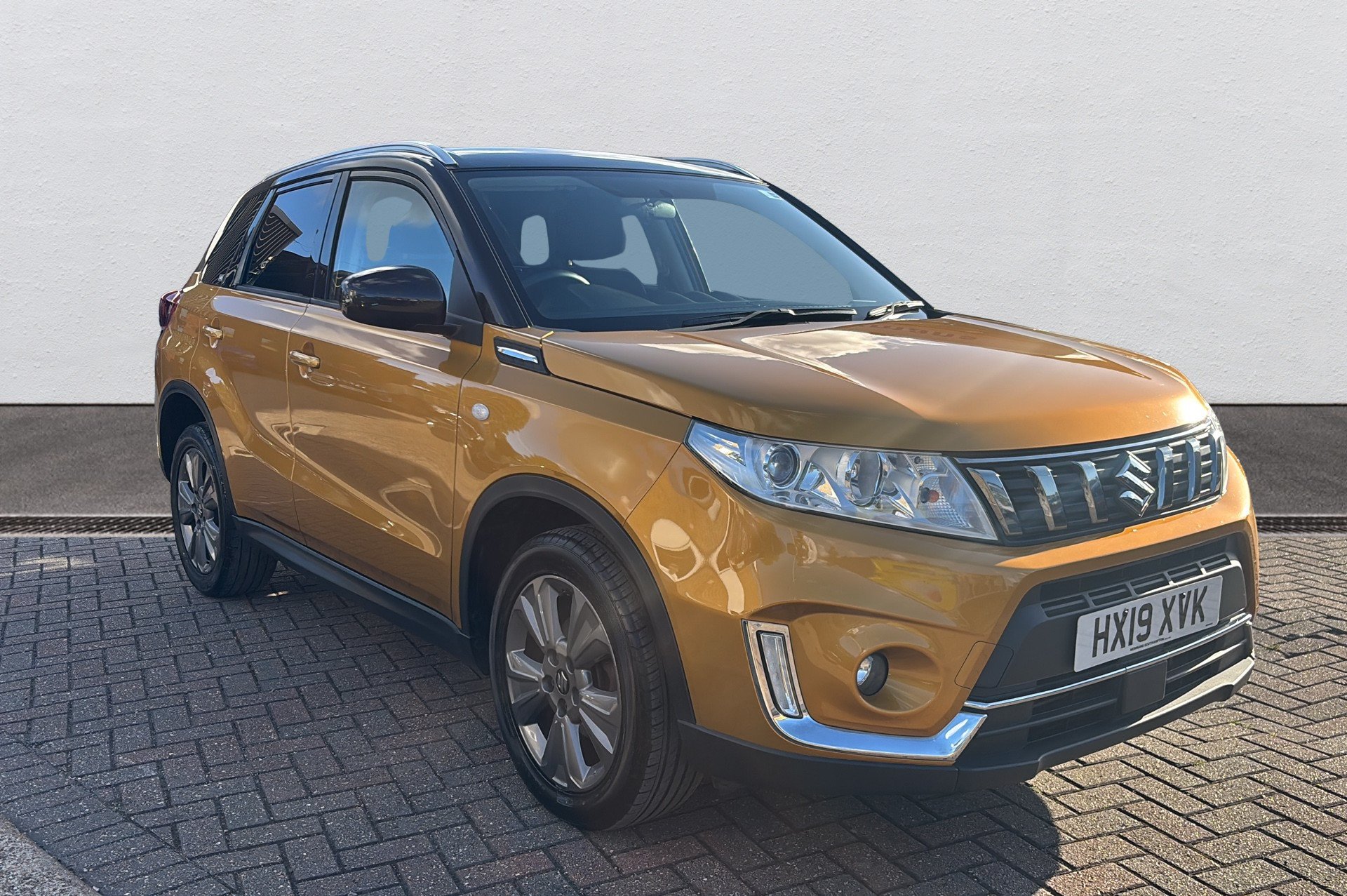 Main listing image - Suzuki Vitara