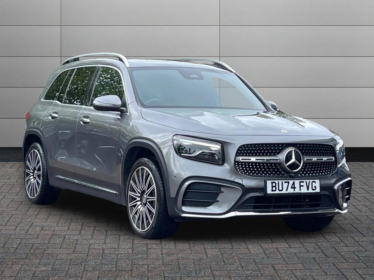 Main listing image - Mercedes-Benz GLB