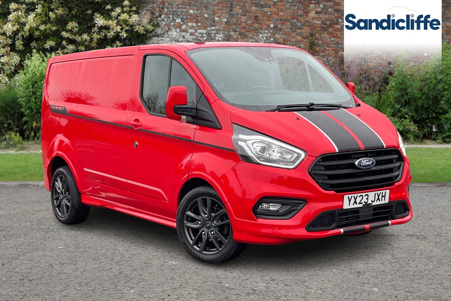 Main listing image - Ford Transit Custom