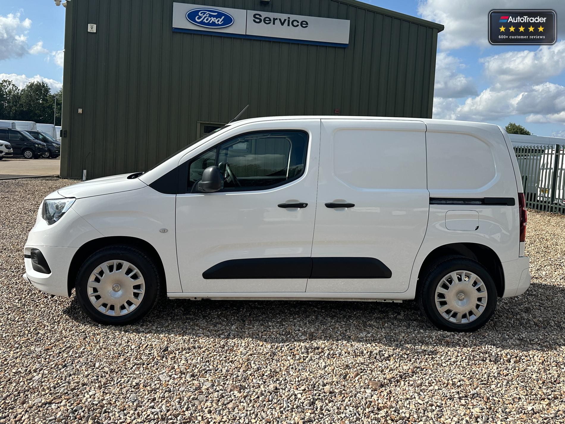 Main listing image - Vauxhall Combo Cargo