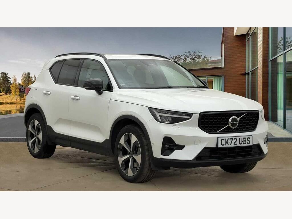 Main listing image - Volvo XC40