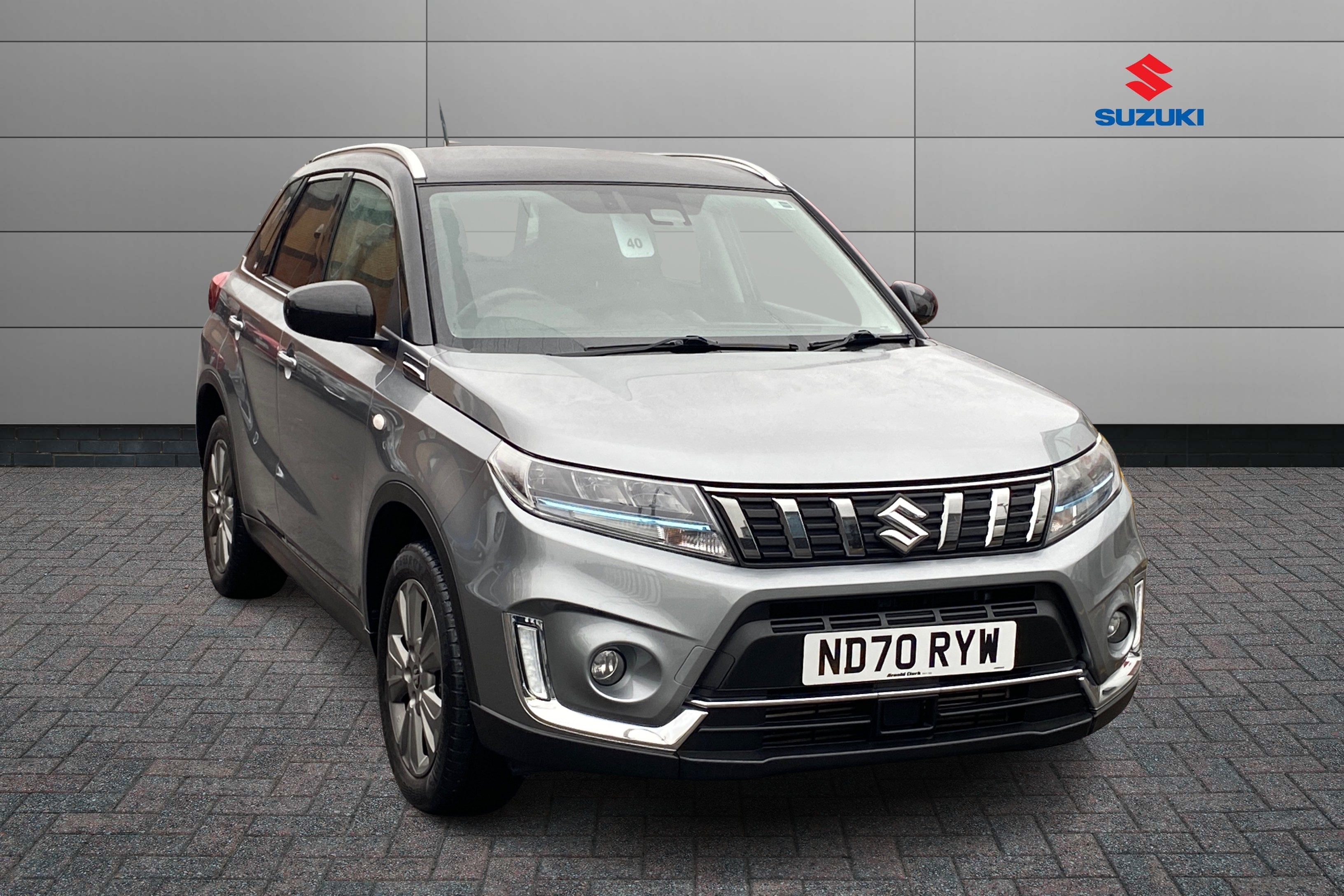 Main listing image - Suzuki Vitara